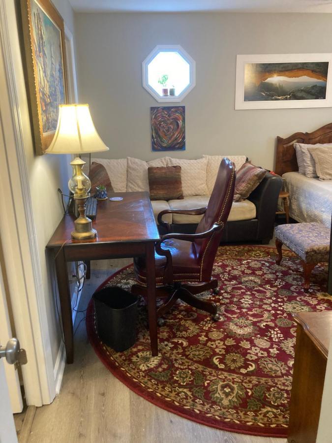 Secluded 3 Bed 2 Bath Condo In Athens Close To Five-Points ภายนอก รูปภาพ